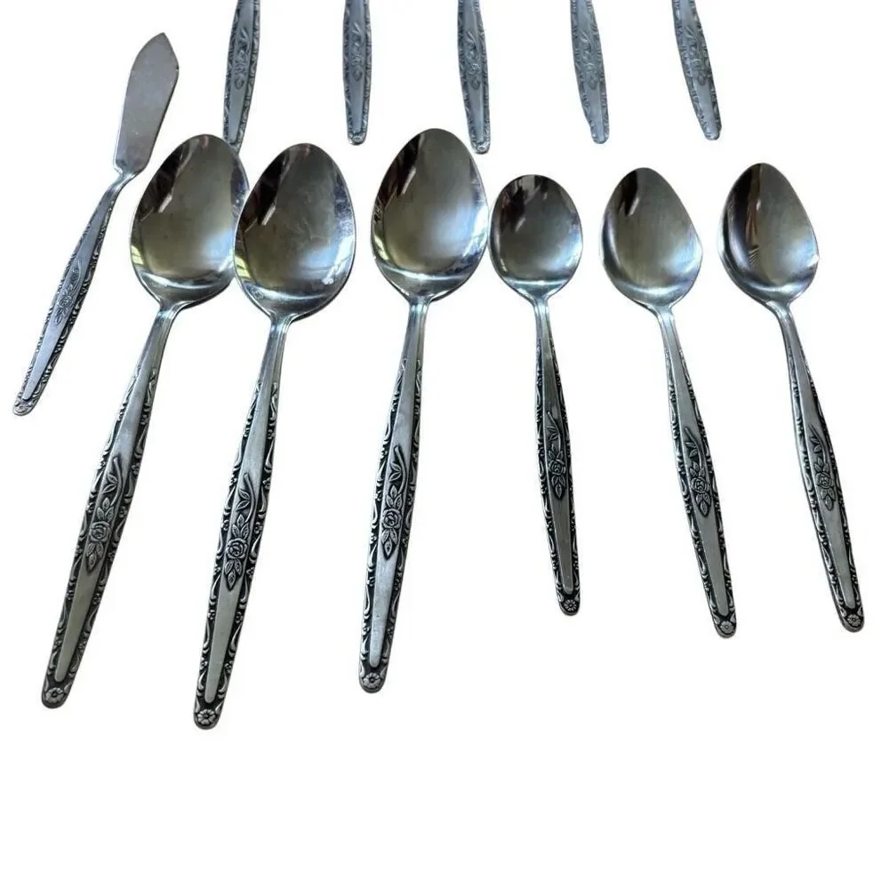 Interpur INR3 Lot Of 11 Spoons And Butter Spreader In Original Box Korea